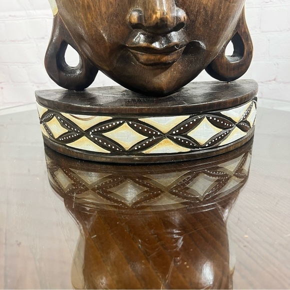 BUDDHA HEAD hard wood decor! Light weight but very hardy and durable. Large - Picture 7 of 13